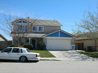 2156 Kenyon Ct, Tropico Village, CA 93560-7678