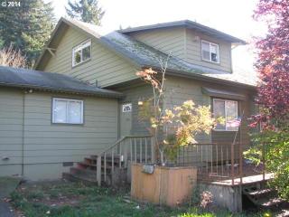 184 Pierce St, Estacada, OR 97023-9324