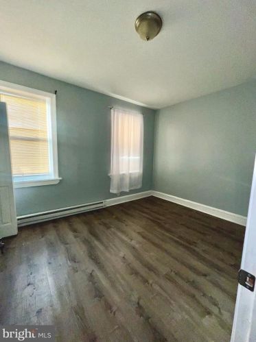 3311 Front St, Philadelphia PA 19140-5807 exterior