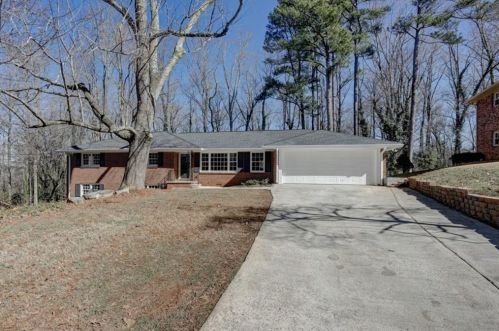 2699 Oswood Dr, Tucker, GA 30084-2840
