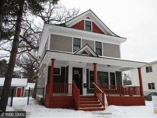 2022 Glenwood Ave, Minneapolis MN  55405-1211 exterior