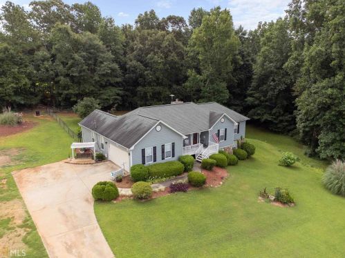 626 Derek Pl, Locust Grove, GA 30248-2840