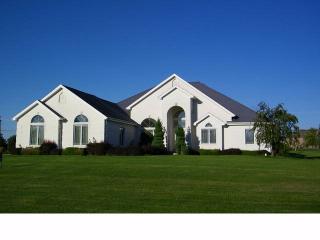 9483 Golfview Dr, Frankfort, IL 60423-7958