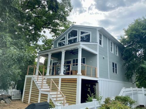 11 Channel Ave, Norwalk CT  06854-4814 exterior