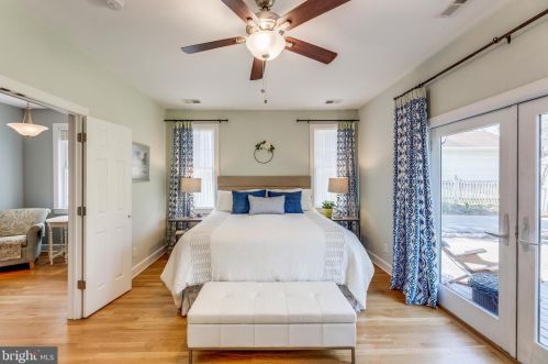 2009 Grace Church Rd, Silver Spring MD 20910-2116 exterior