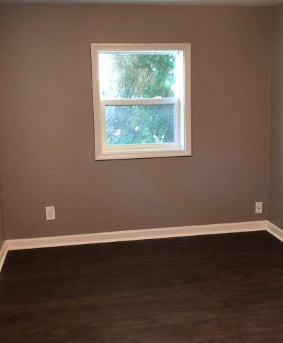 201 13 Pl, Hobart IN 46342-5945 exterior