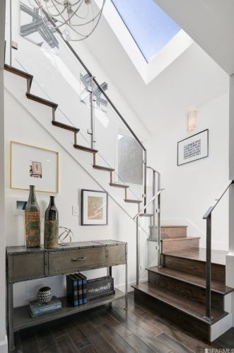 530 Douglass St, San Francisco, CA 94114-2728