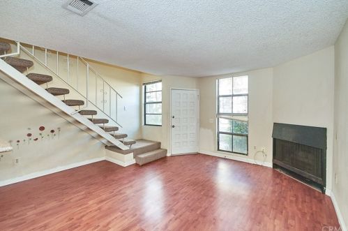 1476 Everton Pl, Riverside CA  92507-4439 exterior