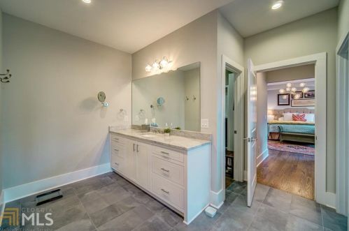 2382 Ewing Dr, Atlanta GA  30319-3929 exterior