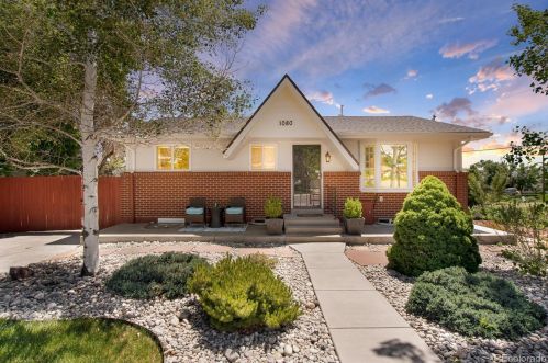 1080 Briarwood Dr, Denver CO exterior