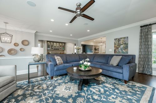 231 Douglas Ave, Naperville IL  60540-4409 exterior