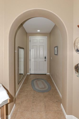 9260 Hunters Creek Way, Sharon, CA 93610-8019