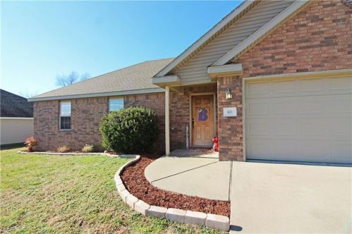 671 Woodland St, Centerton, AR 72719-7729