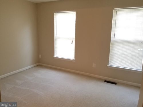 6356 Andrew Matthew Ter, Springfield VA  22150-7809 exterior