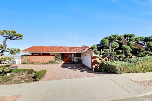 29802 Grandpoint Ln, Palos Verdes Estates, CA 90275-6424