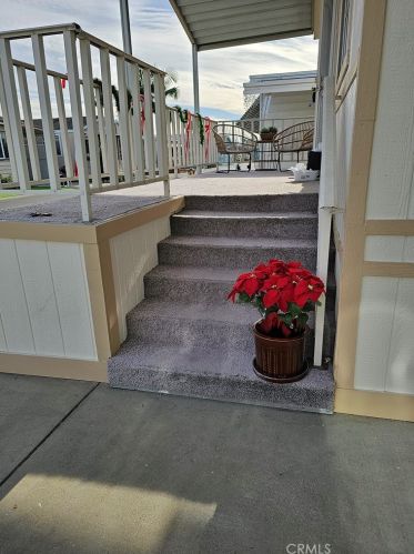 10550 Dunlap Crossing Rd, Whittier CA  90606-3742 exterior