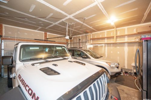 9242 Targhee Dr, Taylorsville UT 84088-6360 exterior