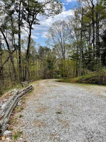 74 Eastern Cross Ln, Clayton, GA 30525-5739