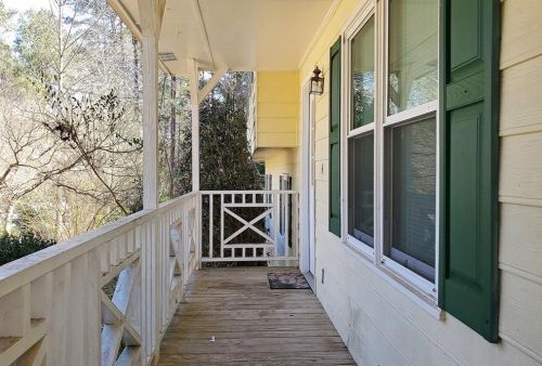 1615 Island Way, Buford, GA 30519-6407