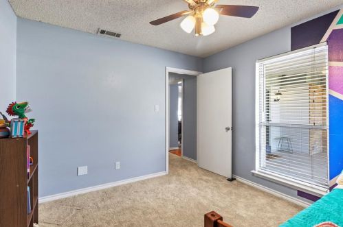 2615 Medina Dr, Carrollton TX 75007-5902 exterior