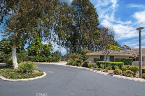 10 Cherry, Irvine CA  92612-2313 exterior