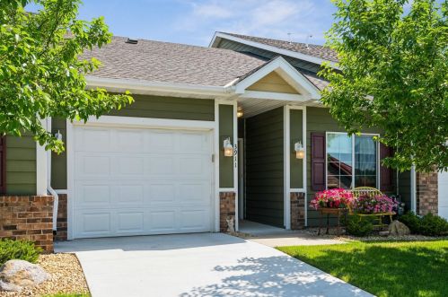 3911 Station Pl, Prior Lake, MN 55372-5502