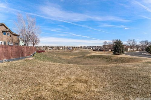 4712 Danube Cir, Aurora CO  80015-4958 exterior