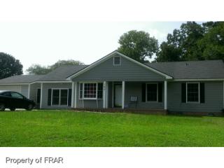 165 Canteberry Dr, Spring Lake NC  28390-8802 exterior