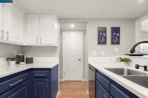 10 Janin Pl, Concord CA  94523-1116 exterior