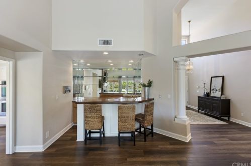 7539 Whitegate Ave, Riverside CA  92506-5455 exterior