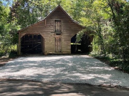 4898 Highway 155, Stockbridge GA  30281-2324 exterior