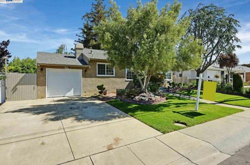 2216 Lessley Ave, Hayward, CA 94546-6329