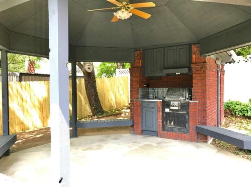 8529 Lake Country Dr, Fort Worth TX  76179-3130 exterior