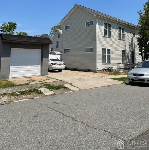 519 Side Ave, Perth Amboy, NJ 08861-3326
