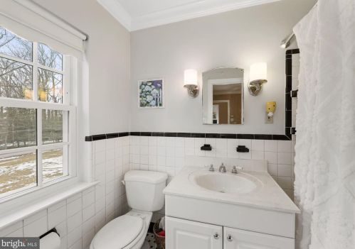 1010 Notley Rd, Silver Spring MD 20905-5838 exterior