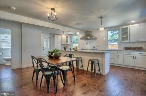 1604 Pine Rd, Carlisle PA  17015-9324 exterior