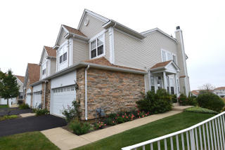30 Kelsey Ct, Barrington Hills, IL 60102