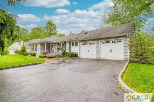 3 Spruce Ln, Princeton, NJ 08540-9585