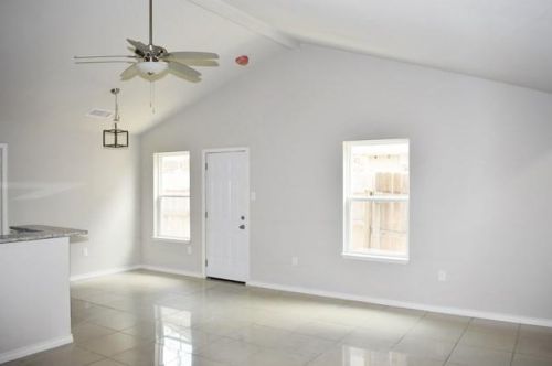 7503 Tiffany Meadows Ln, Fort Worth TX  76140-2449 exterior