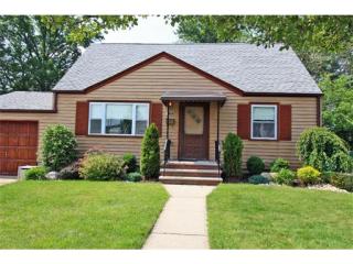 189 Midfield Rd, Colonia, NJ 07067-3634
