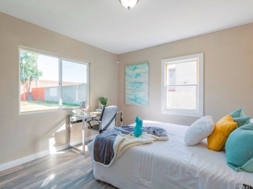 4624 Olivewood Ave, Riverside CA  92501-4118 exterior