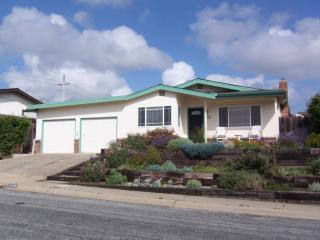 1078 Waring St, Seaside, CA 93955-6214