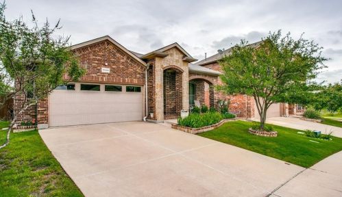 10204 Point Lobos Trl, Fort Worth TX  76177-6105 exterior