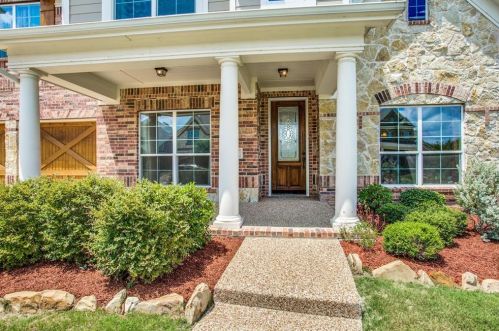 921 Oglethorpe Ln, Aubrey, TX 76227-7908