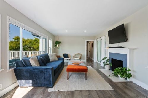835 Phillips St, Vista CA  92083-7108 exterior