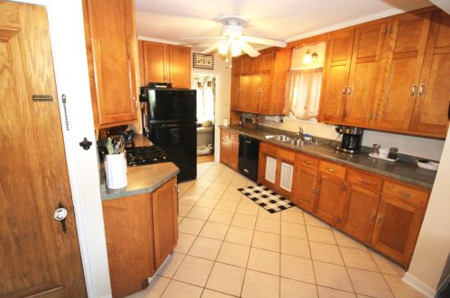 758 Idaho Ave, Saint Paul MN  55106-1049 exterior