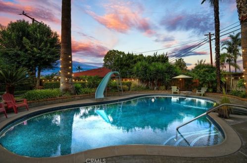 8403 Catalina Ave, Whittier, CA 90605-1102