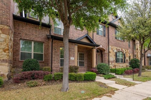 1935 Loma Linda Dr, Irving TX  75063-3924 exterior