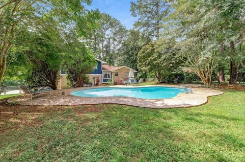 3395 Highland Pine Dr, Duluth, GA 30096-3755