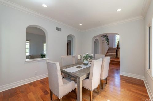 37 Blue Smt, Irvine CA  92603-0168 exterior